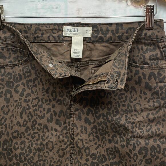 MUDD Animal Print Mini Jean Skirt Brown Junior 7 Stretchy Distressed Hem - Picture 3 of 12